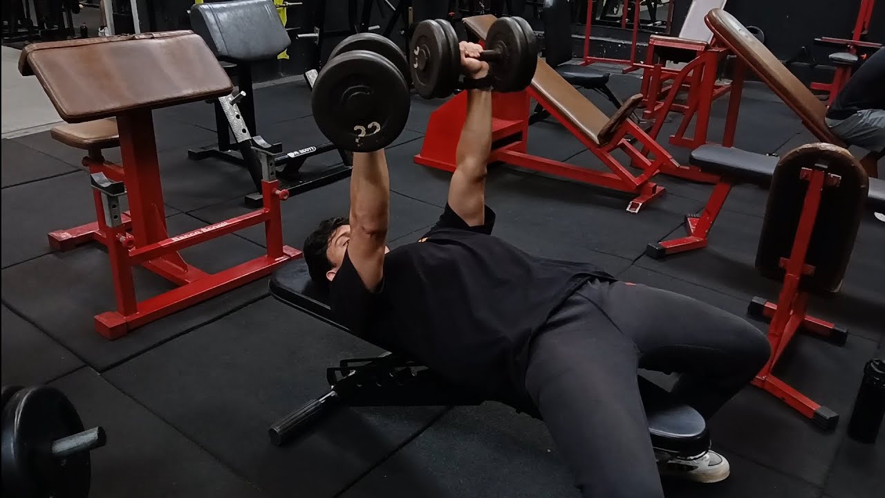 Monster Season 32- peito