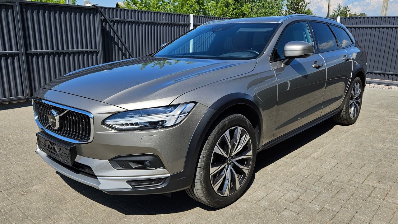 Volvo V90 Cross Country 2021 м.г.!Панорама, проекция, Harman/Kardon, cam360⁰, фаркоп, Webasto, Bliss