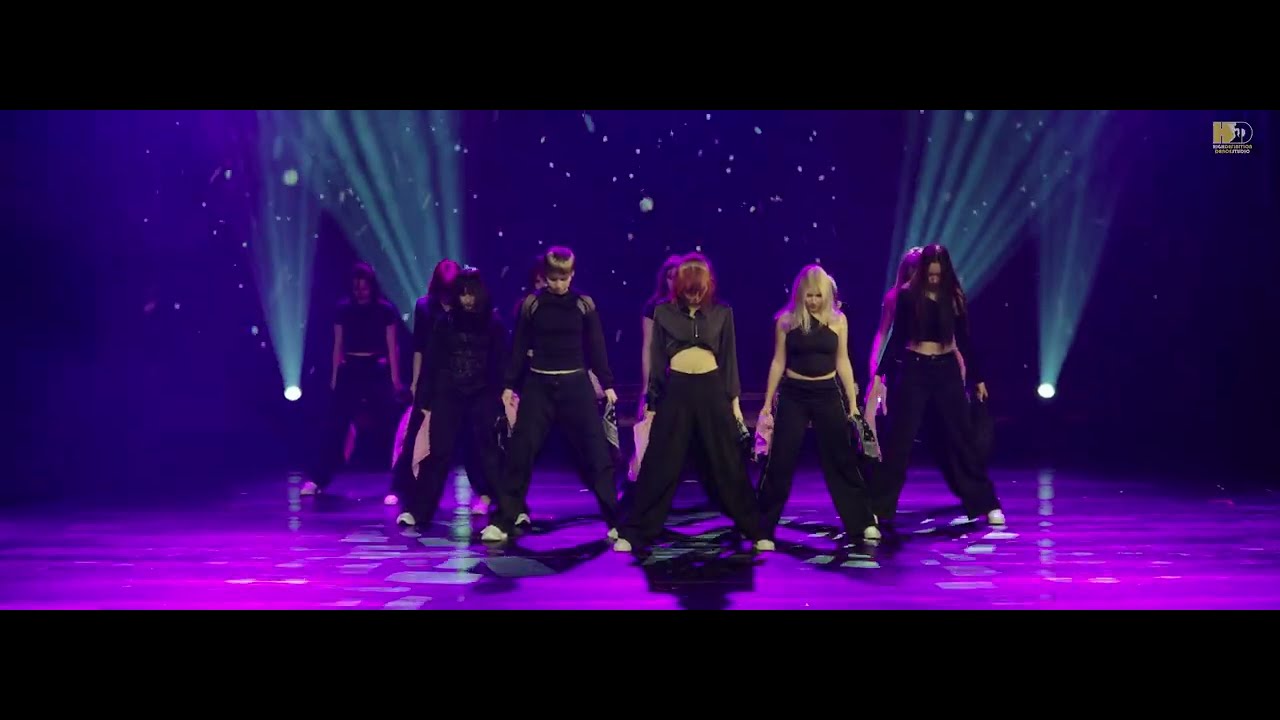 Koncert Mikołajkowy High Definition Dance Studio 2025 #28 K-pop PRO 'JUMP'