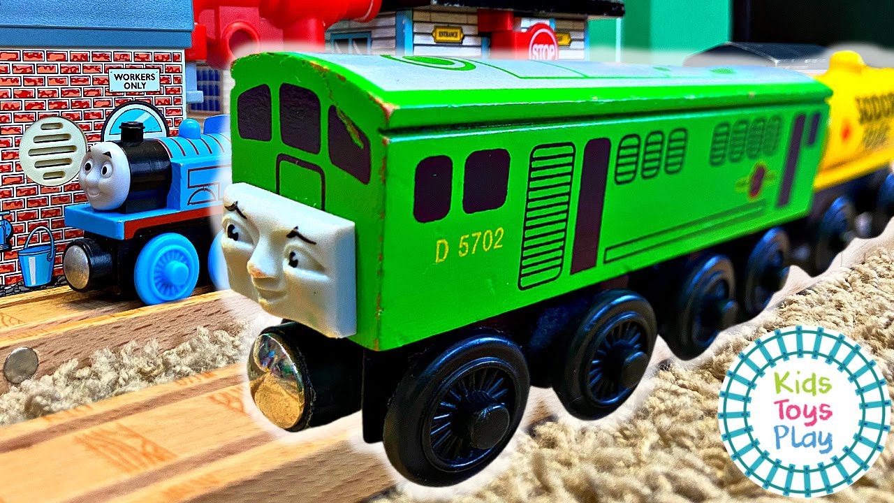 GIANT Thomas and Friends Wooden Railway Track Build and Story Time with Kids Toys Play!