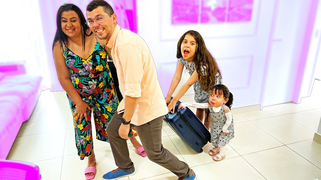 O PAPAI E A MAMÃE FORAM EMBORA!!! OLHA NO QUE DEU!!