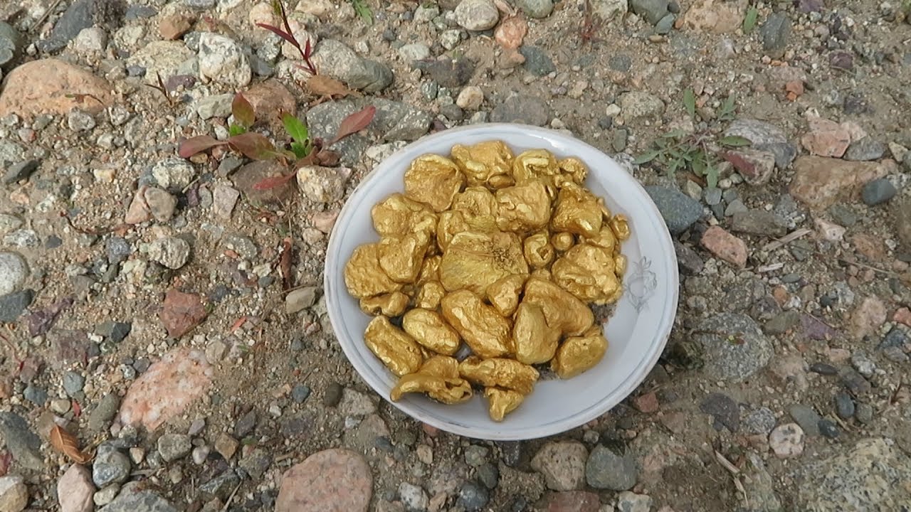 Богатые признаки золота возле нас!