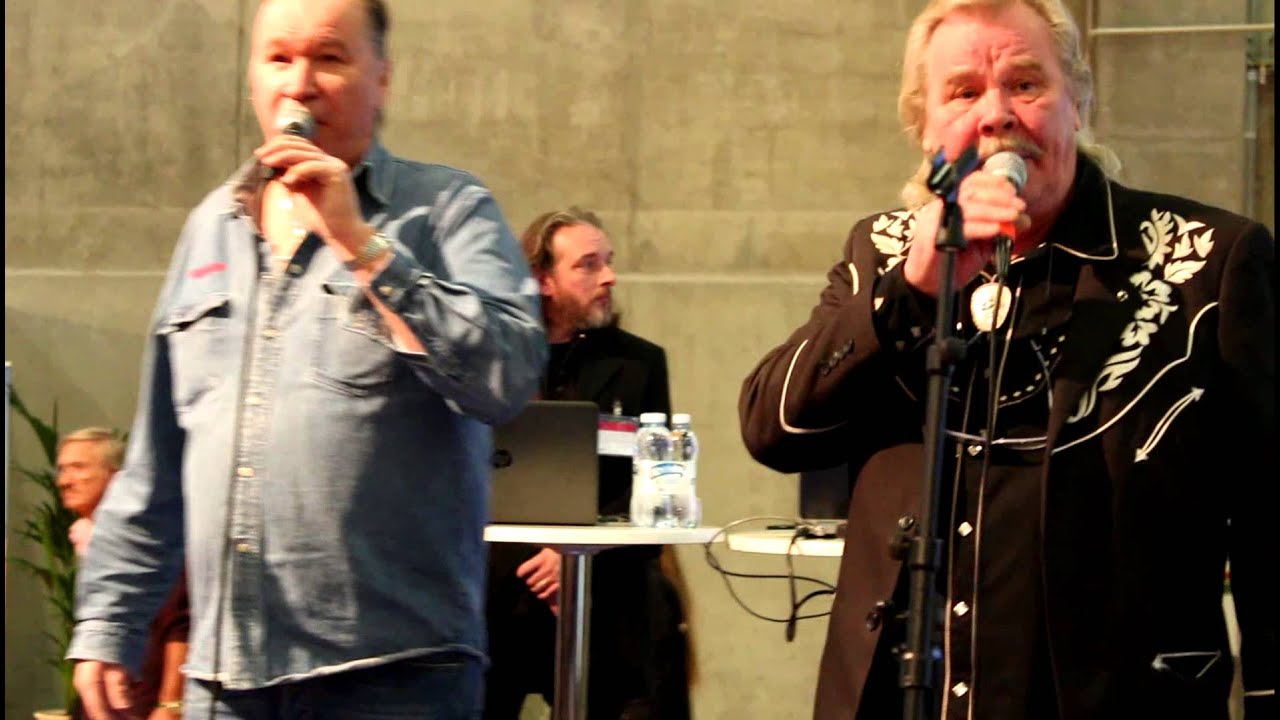 Ilkka Vainio &  Kulkuriveli Jami  - Ystävän risti (Matkamessut 2016)