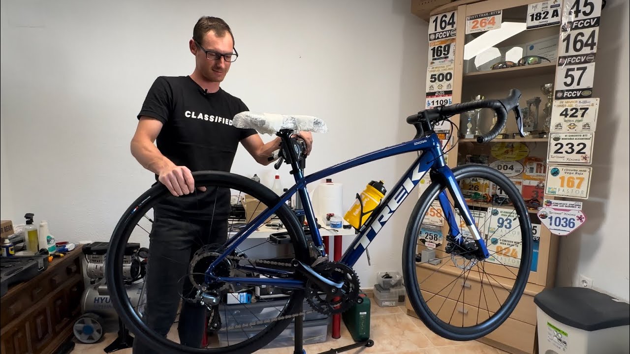 TREK Domane AL 2 Disc 2023 Nueva. Bicicleta de iniciación de carretera