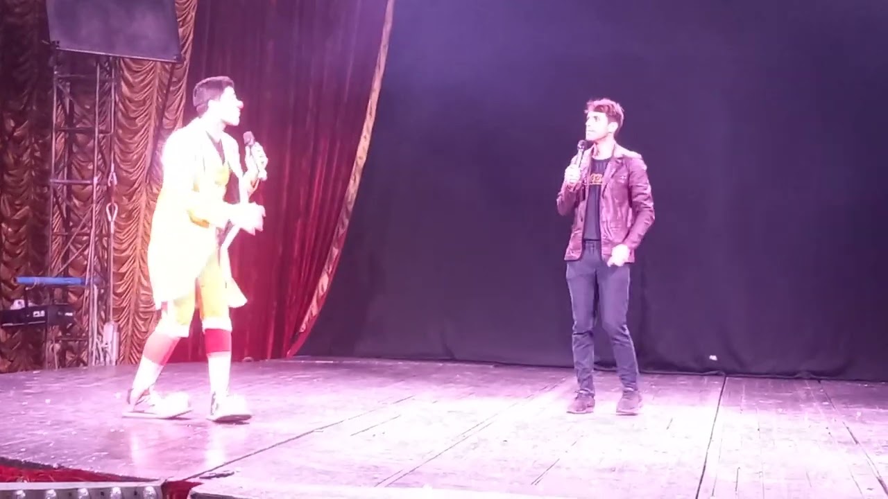 palhaço Rafael Garsez no circo maximus
