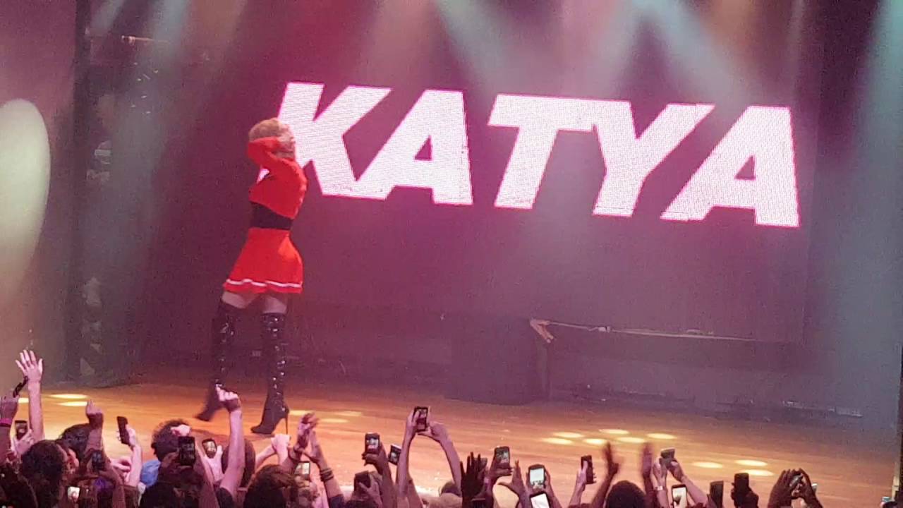 Katya (The Same Parts - Tatianna) - Festa Priscilla