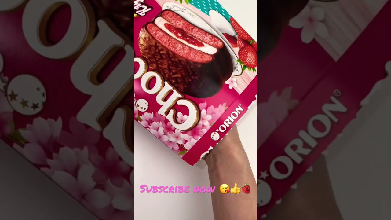 Filing plates with sweets 🍫 #chocolate #viral #asmr #satisfying #relaxing #sweet #food #funny