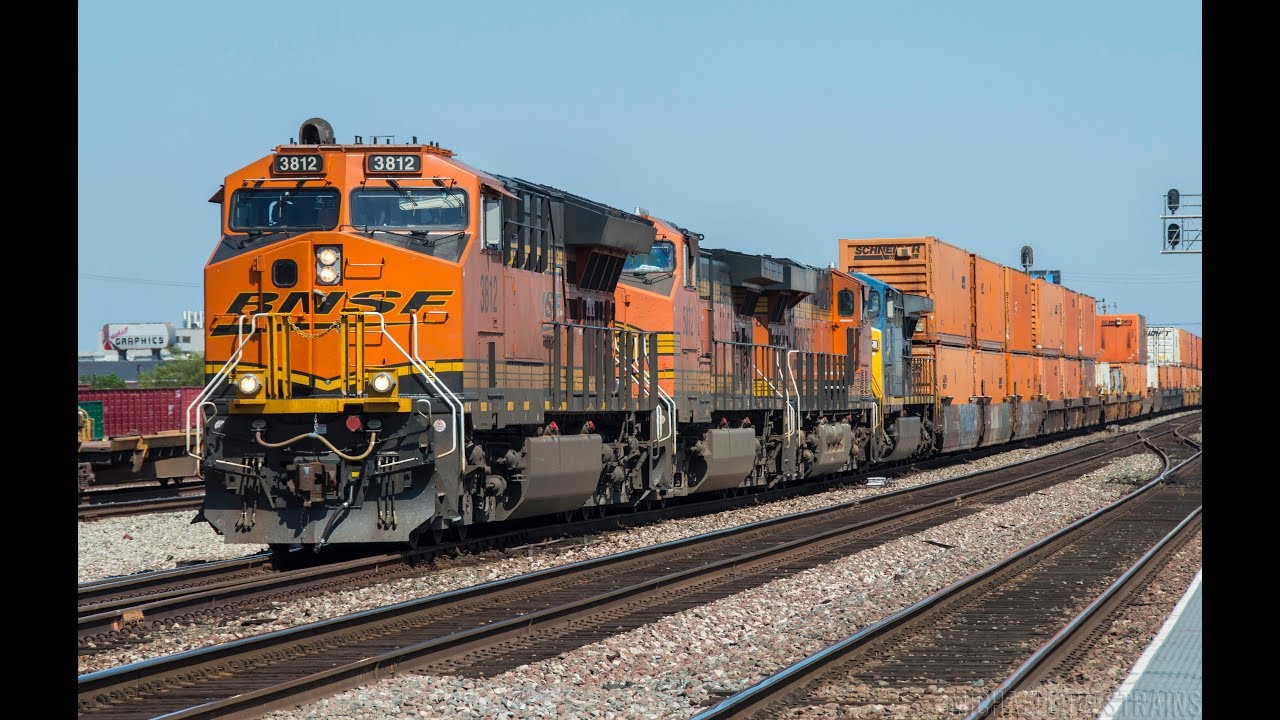 4K - Fast Trains at Commerce, California - BNSF ACe Leader, CSX, & NS Action Included!