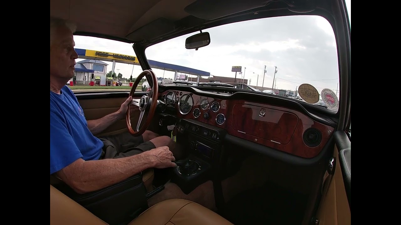 TR6 5-Speed Hardtop Driving video