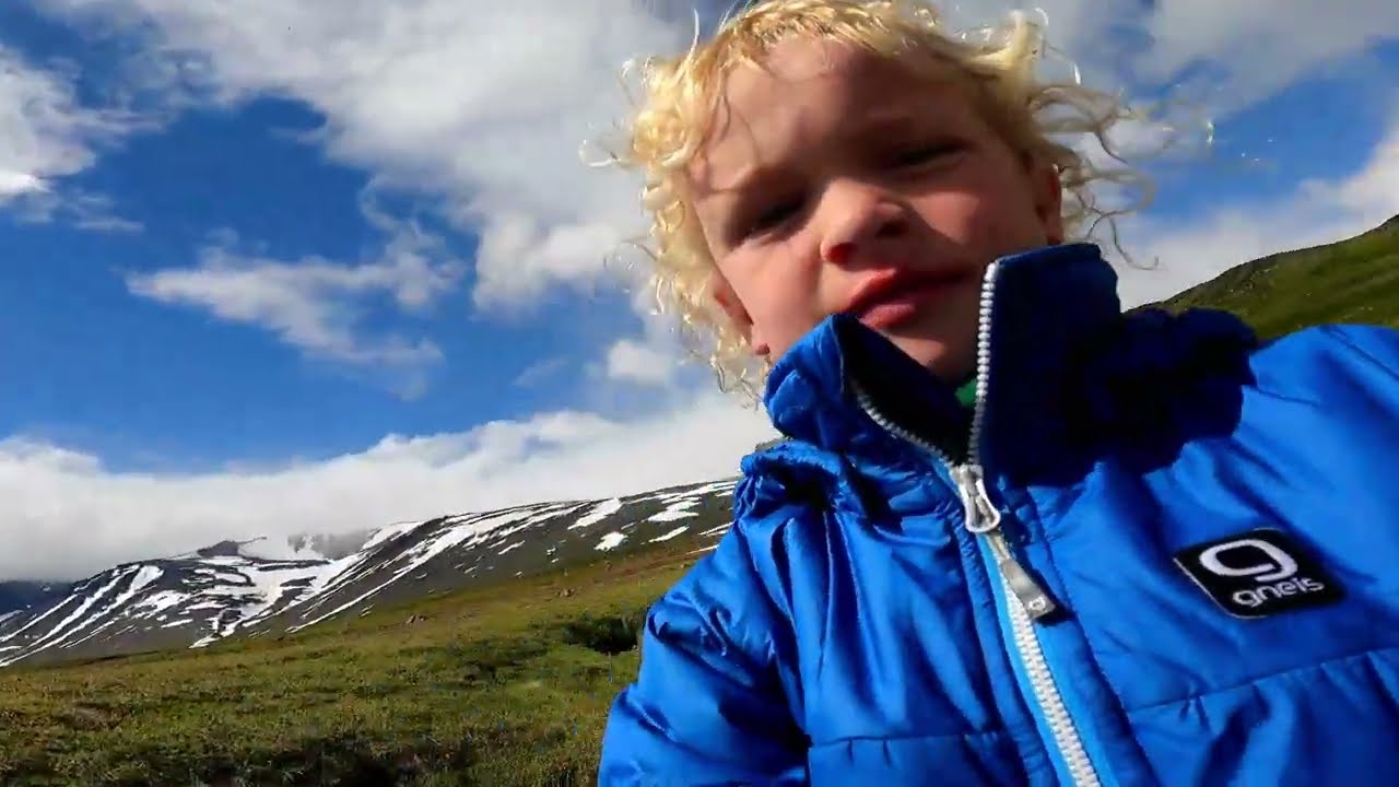 Vandring genom Sarek med barn