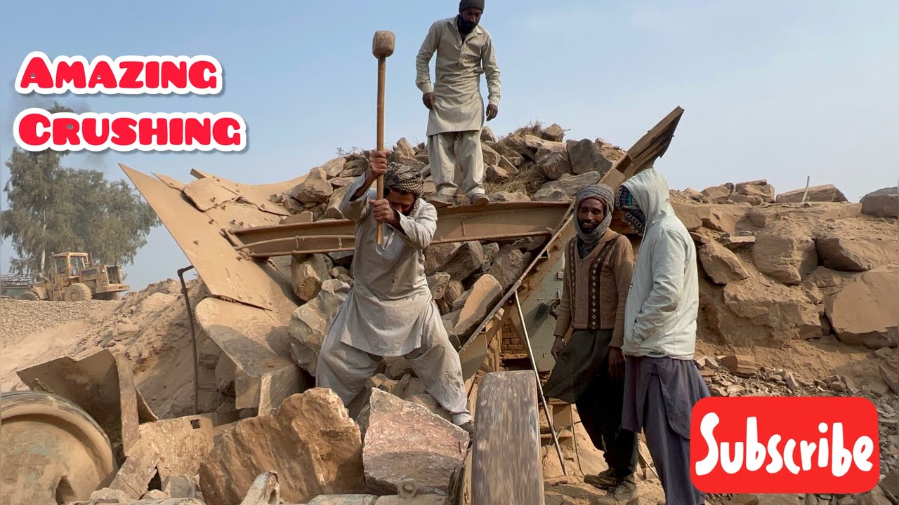 Giant Rock Crusher – HD Crushing Machine Action#GiantCrusher #HDVideo #MiningZone  #skillsexpert111 