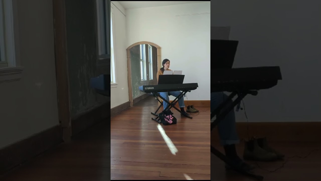 Imagine (John Lennon cover a la Avril Lavigne by Adrienne Levay)