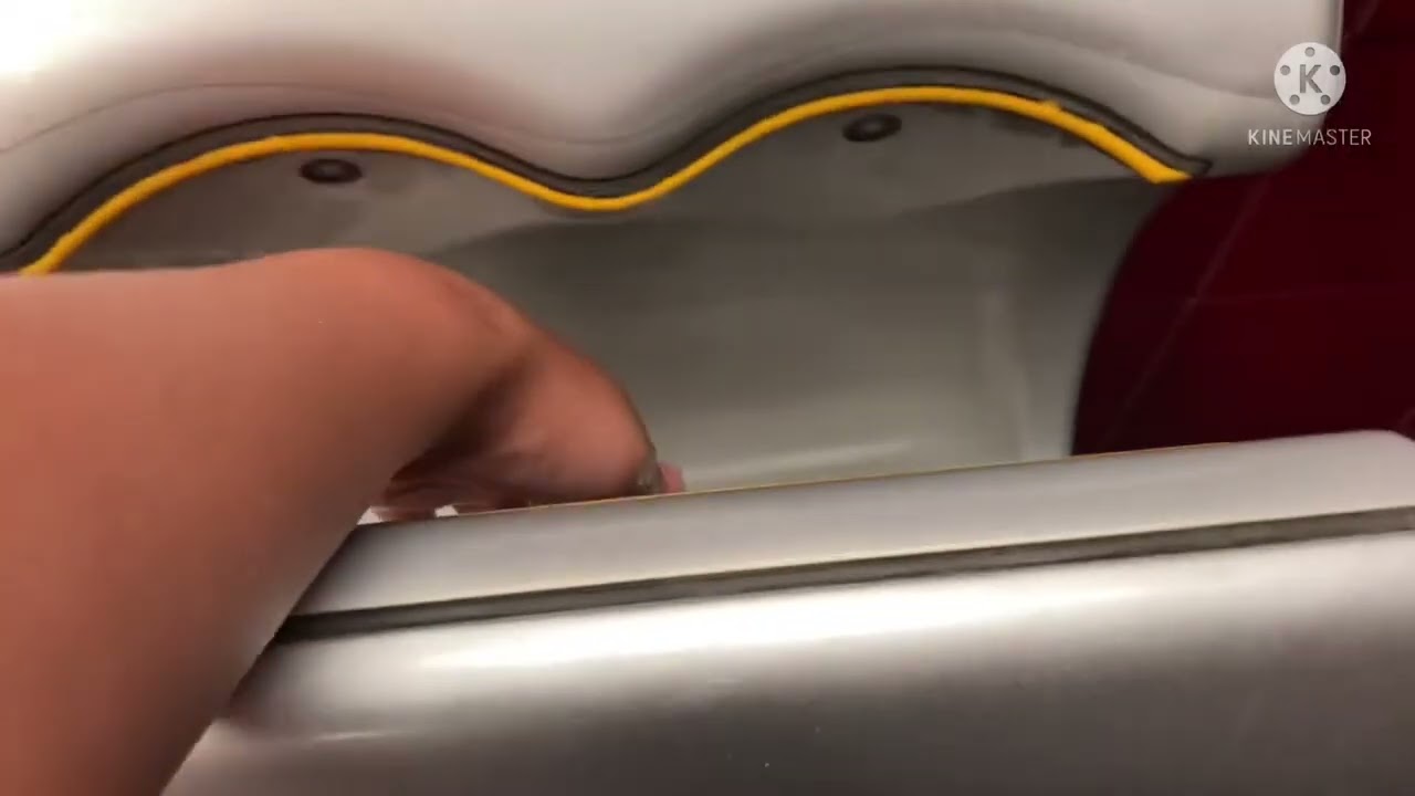 Dyson Airblade AB02 | Universal Cinema AMC | Studio City, CA