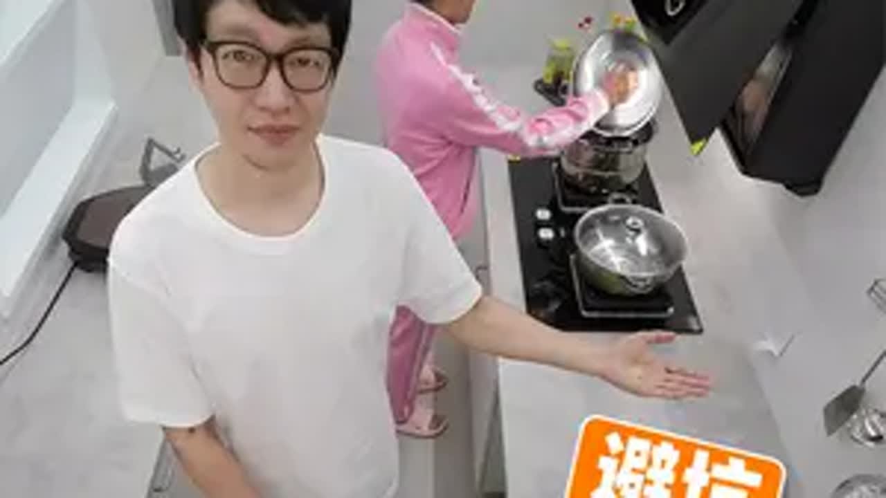 回老家改造旧厨房，自己贴珐琅板翻车了！避坑