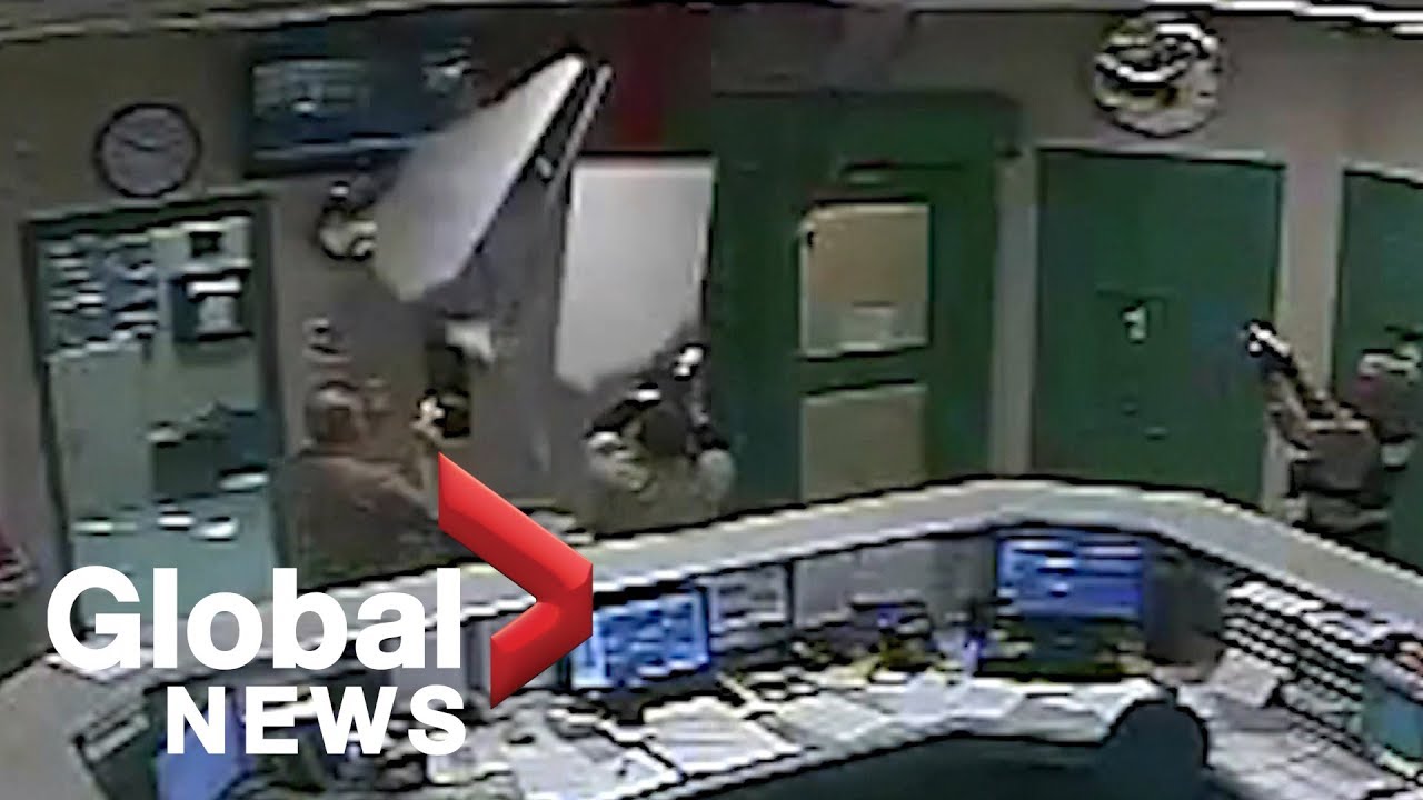 Inmate crashes through ceiling in botched Indiana prison escape