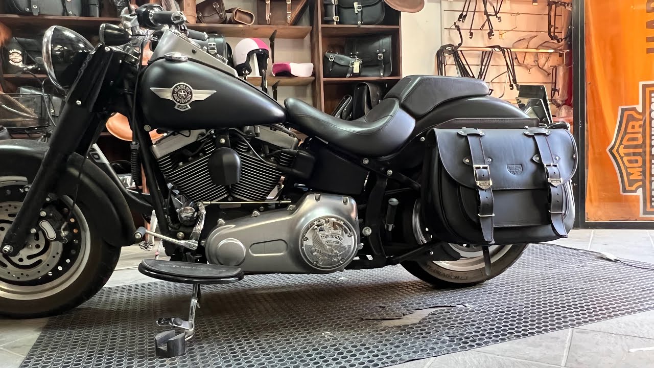 Heritage Bag Bar su Softail Fat Boy