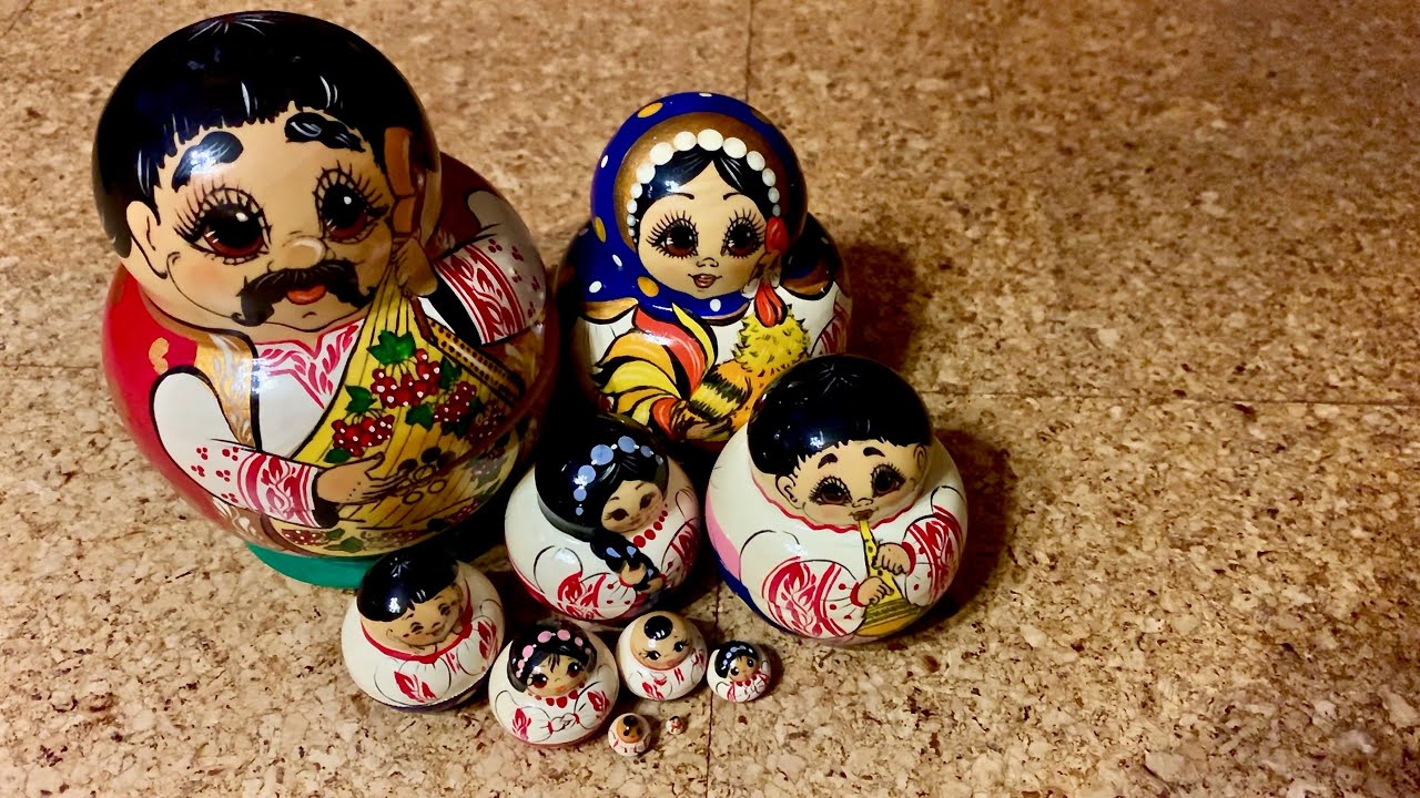 The Most Adorable Nesting Doll Family [ Russian Matryoshka Dolls ]