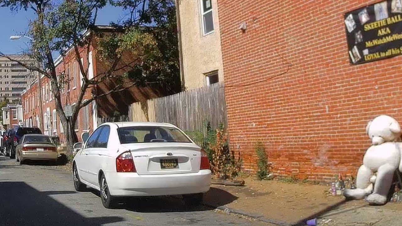 A DRIVE THRU DOWNTOWN WILMINGTON DE HOOD