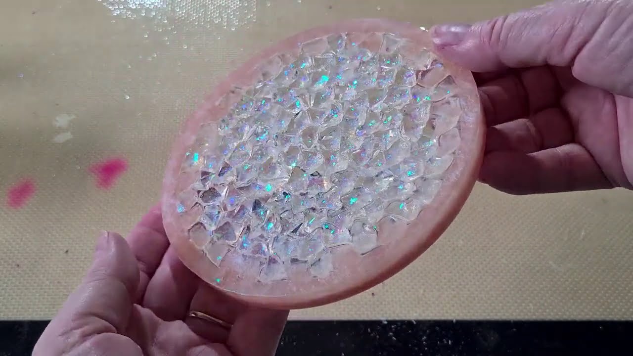 #1134 Gorgeous Resin 'Crystal' Effect Using New, Large Druzy Silicone Insert