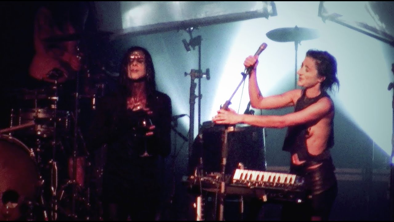 IAMX - Kiss + Swallow /live/ @ Stodoła, Warszawa, 30.11.2015