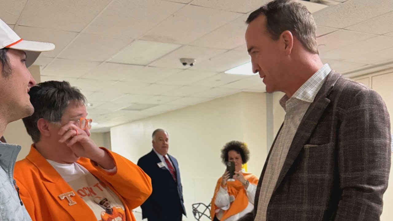 Die Hard Vols Fan Achieves Dream of Meeting Peyton Manning