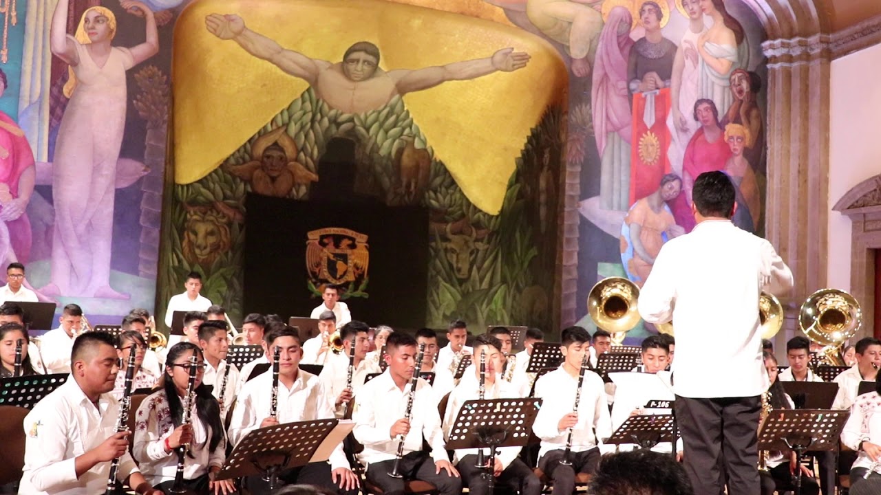 02 Con el corazón en la mano, Banda Filarmónica CECAM