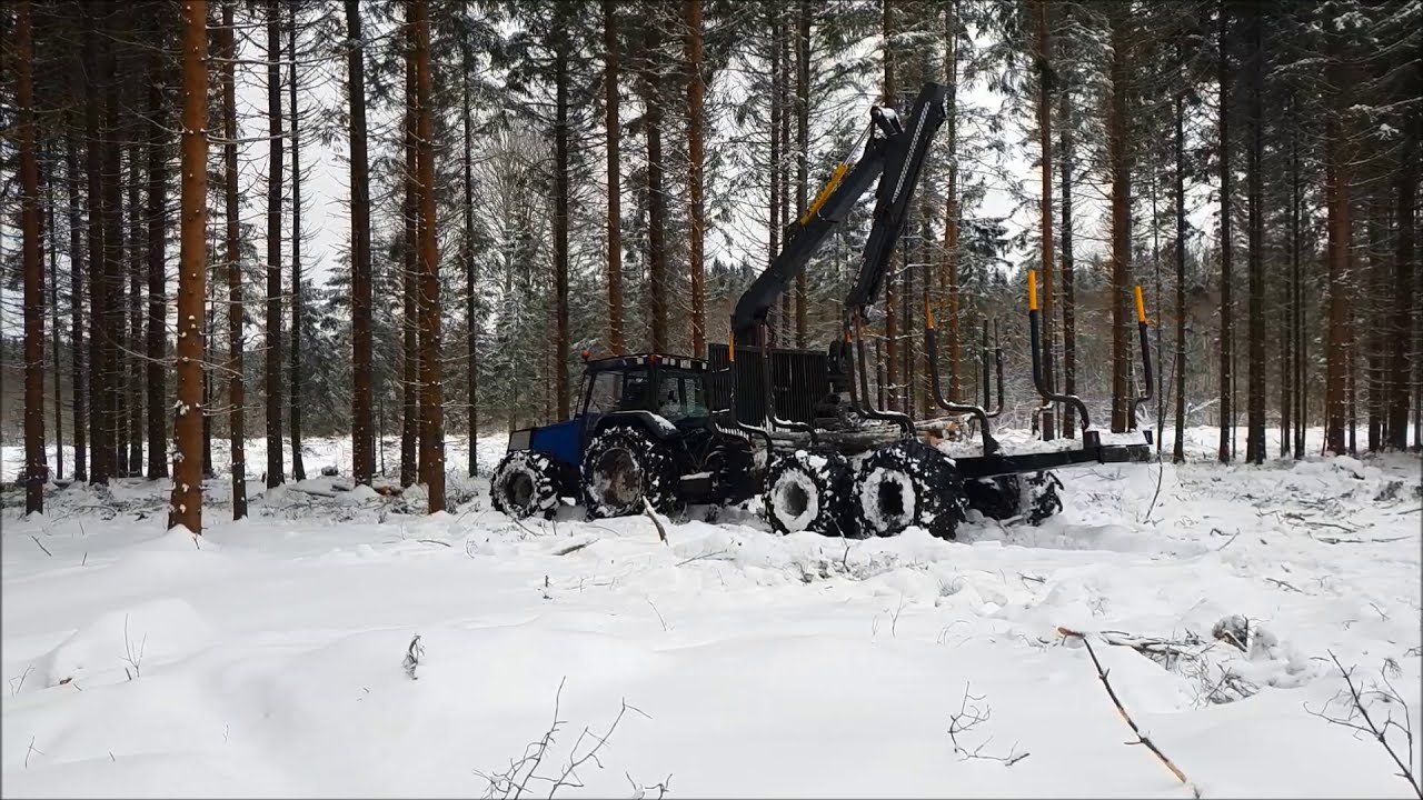 Valtra-Y-Kronos [Loading & Unloading]..(HD)