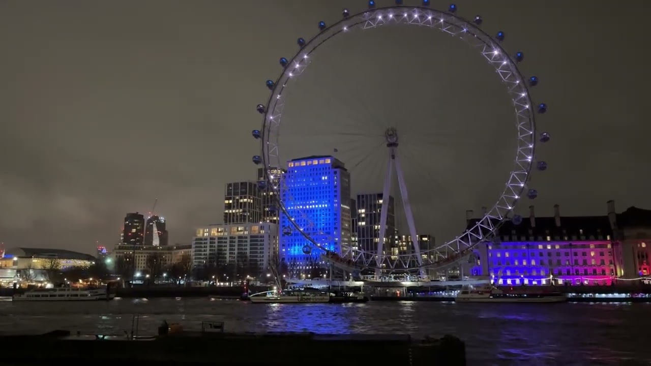 Leaving Westminster Pier! Incredible Uber Boat Views of the Millennium Wheel