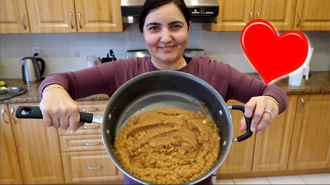 HOW TO MAKE SOOJI KA HALWA *IN URDU/IN HINDI*