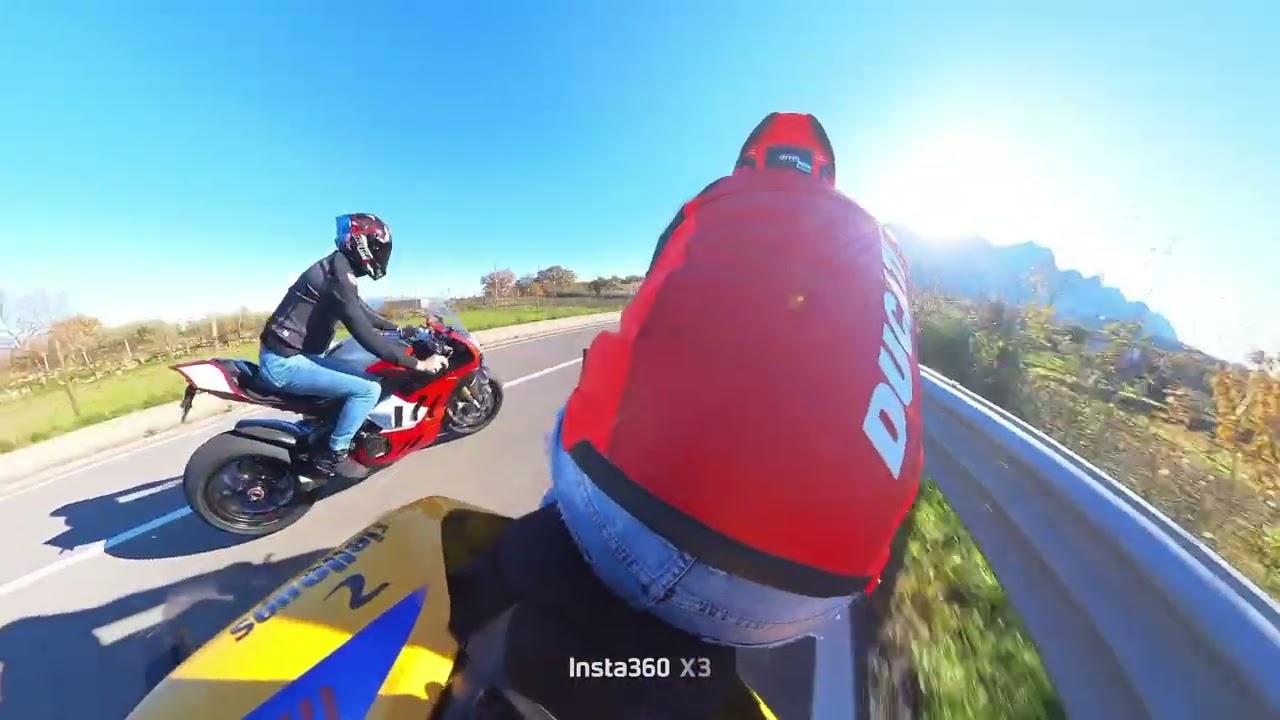 Ducati Panigale V4 Test Insta360