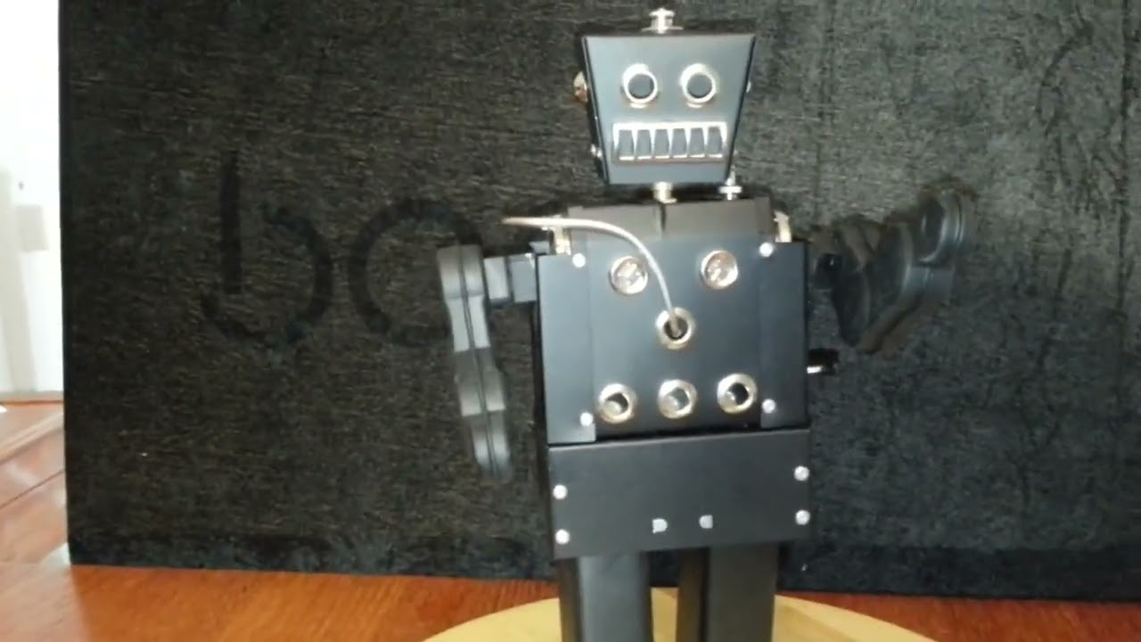 Strenco ST-2 Steambot : The robot with the warm & steamy heart