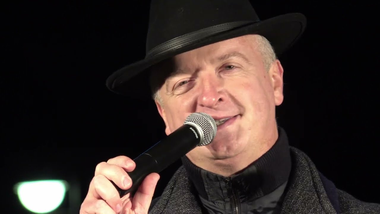 Števo Hruštinec - Adventný koncert na Kúpeľnom námestí 2025 (1. adventná nedeľa),Trenčianske Teplice