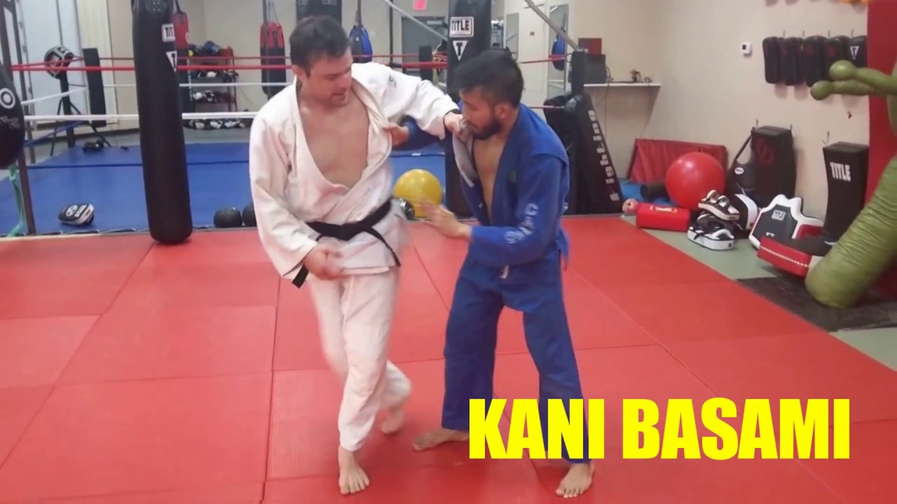 KANI BASAMI Scissors Throw