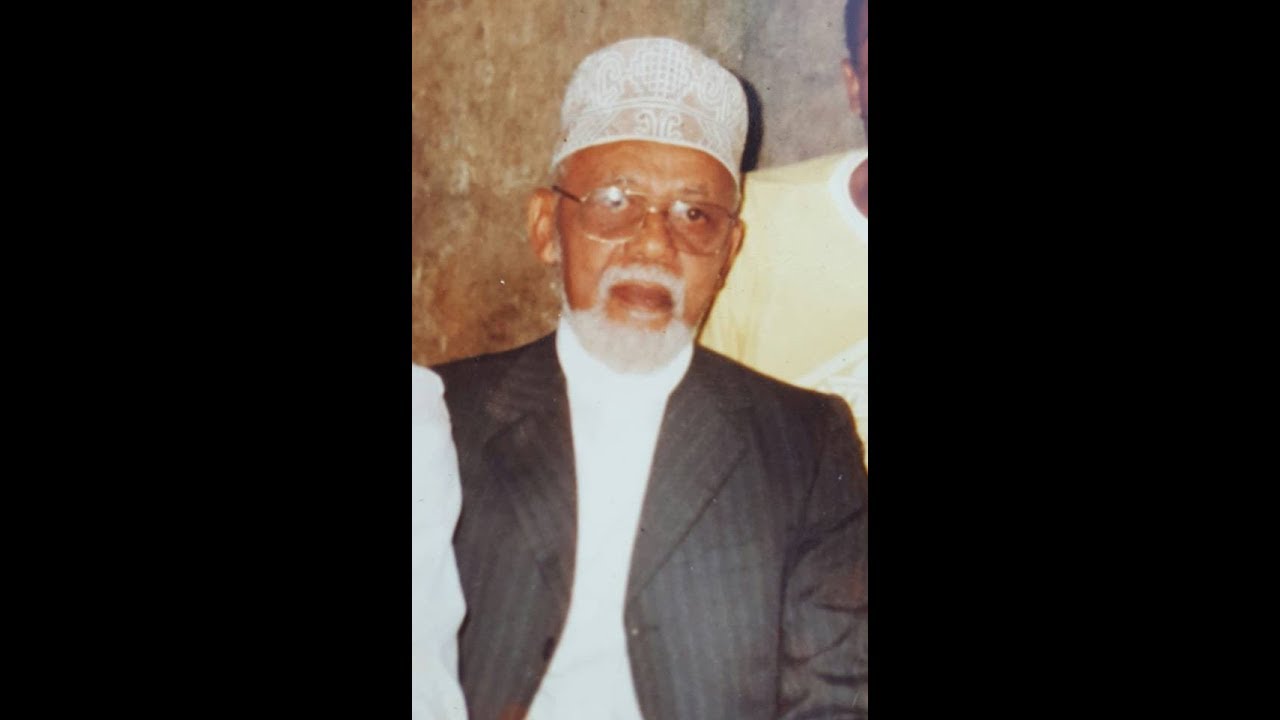 Dahira 40 ème jours Cheikh Ahmed Soilihi à M'tsapéré Mayotte filmé par Habibi 2008