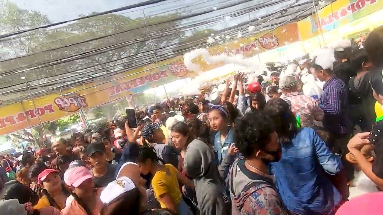 Myanmar Thingyan#Shorts#Myanmar#Sweden#Viral