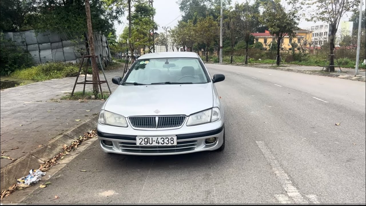 Nissan 2002 Xe chính Chủ 