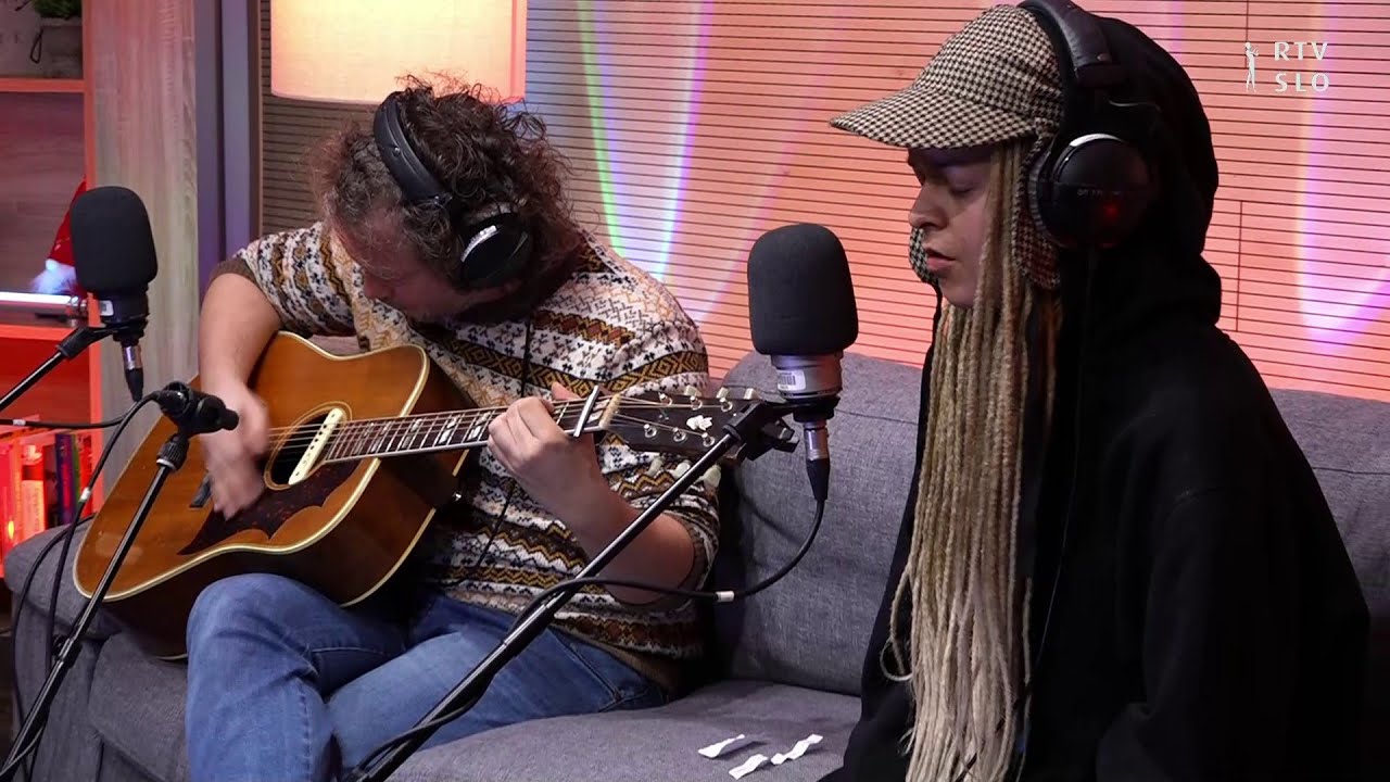 Tina Marinšek - Greva - Jutra ob kavi so še lepša ob kitari