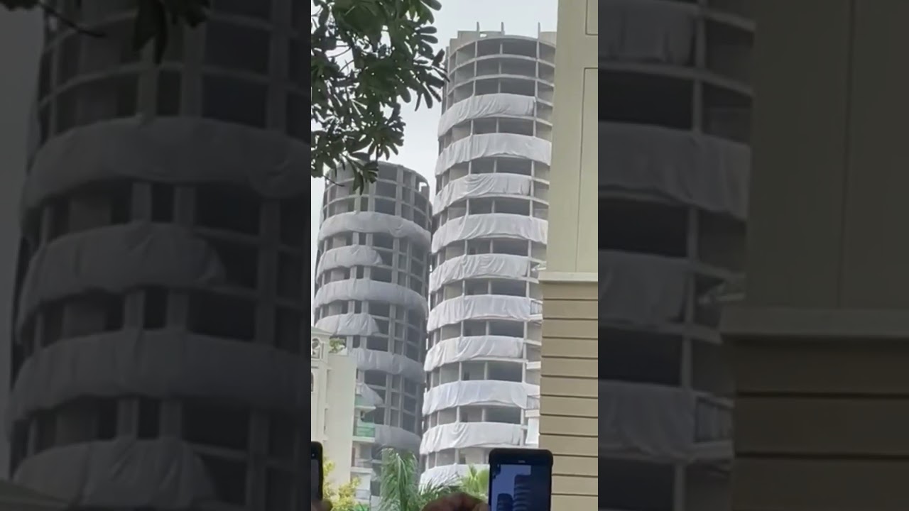 Supertech twin tower demolished after Honourable supreme court ordered #twintower #demolished #noida