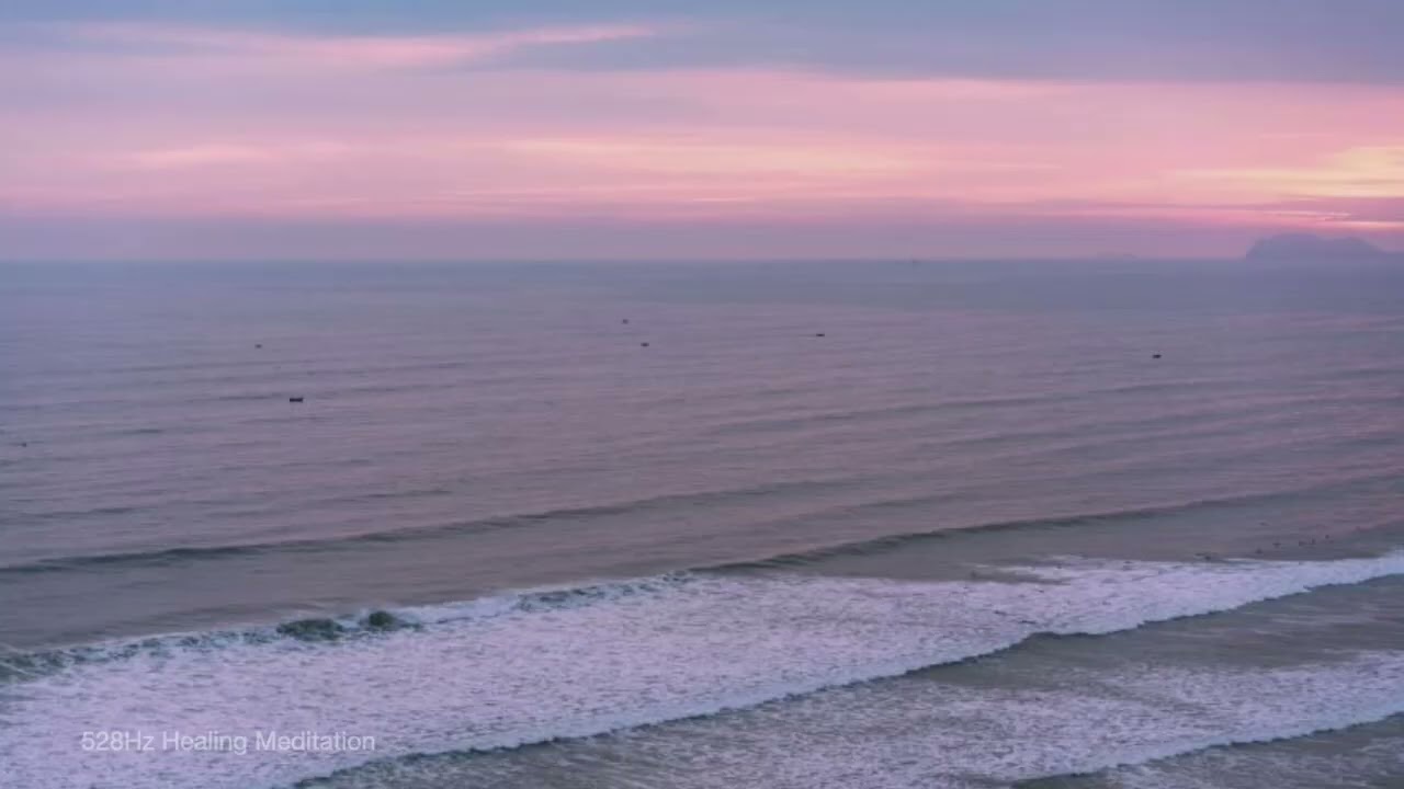 Calm Ambient Piano – Fading Distance