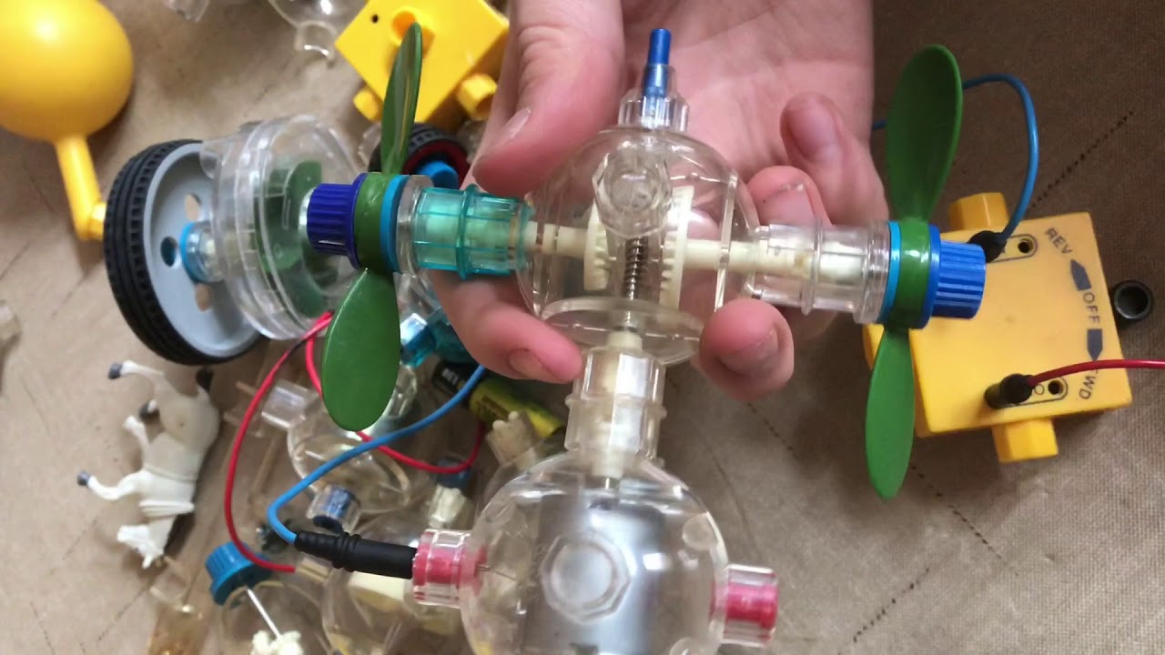 CAPSELA the best engineering toy ever!!!