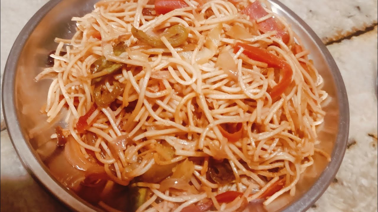 बच्चों की फरमाइश पे! आज बनाया चाउमीन! 👈 बहुत ही टेस्टी 😋 आसान तरीके से!