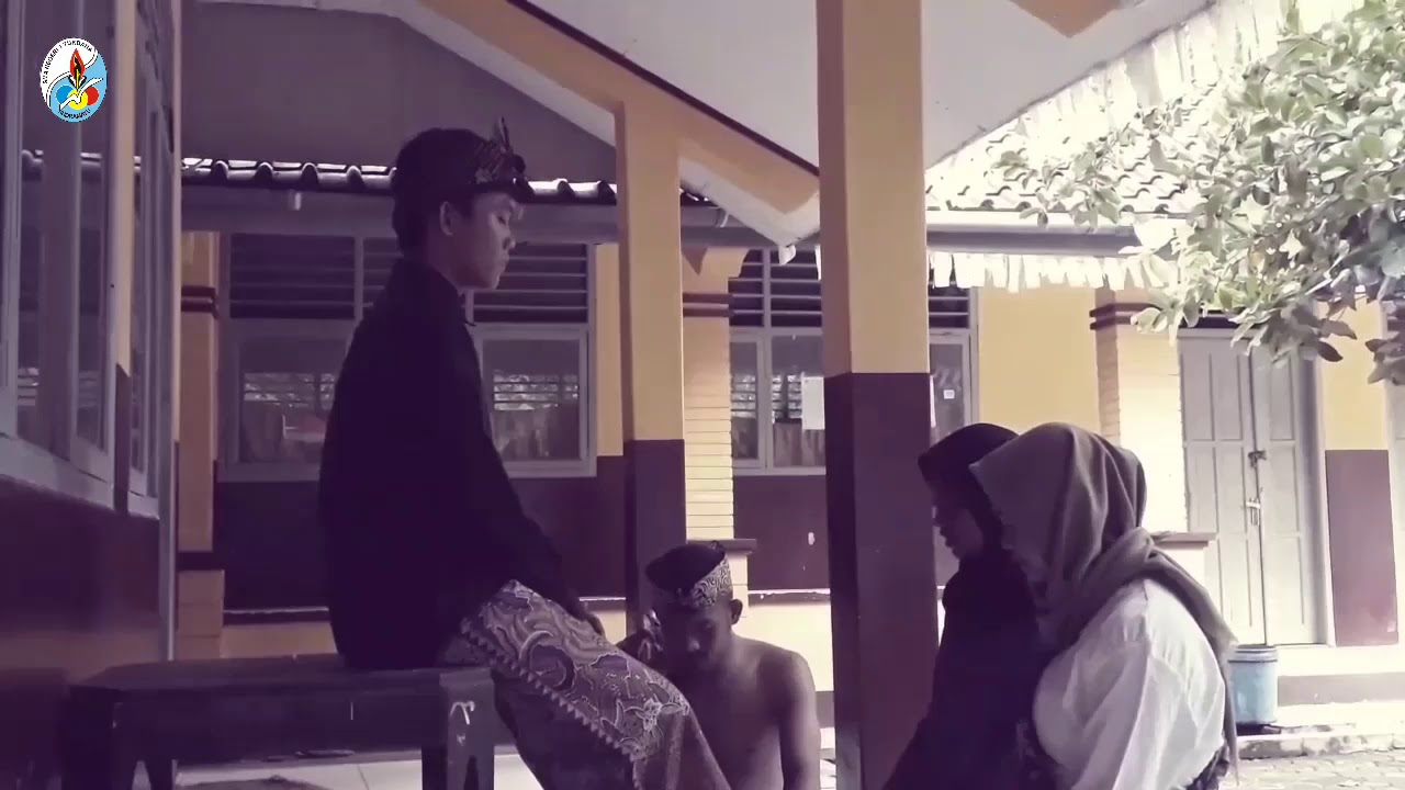 Dokumenter Karya XII IPS 3 SMA Negeri 1 Tukdana dengan judul 