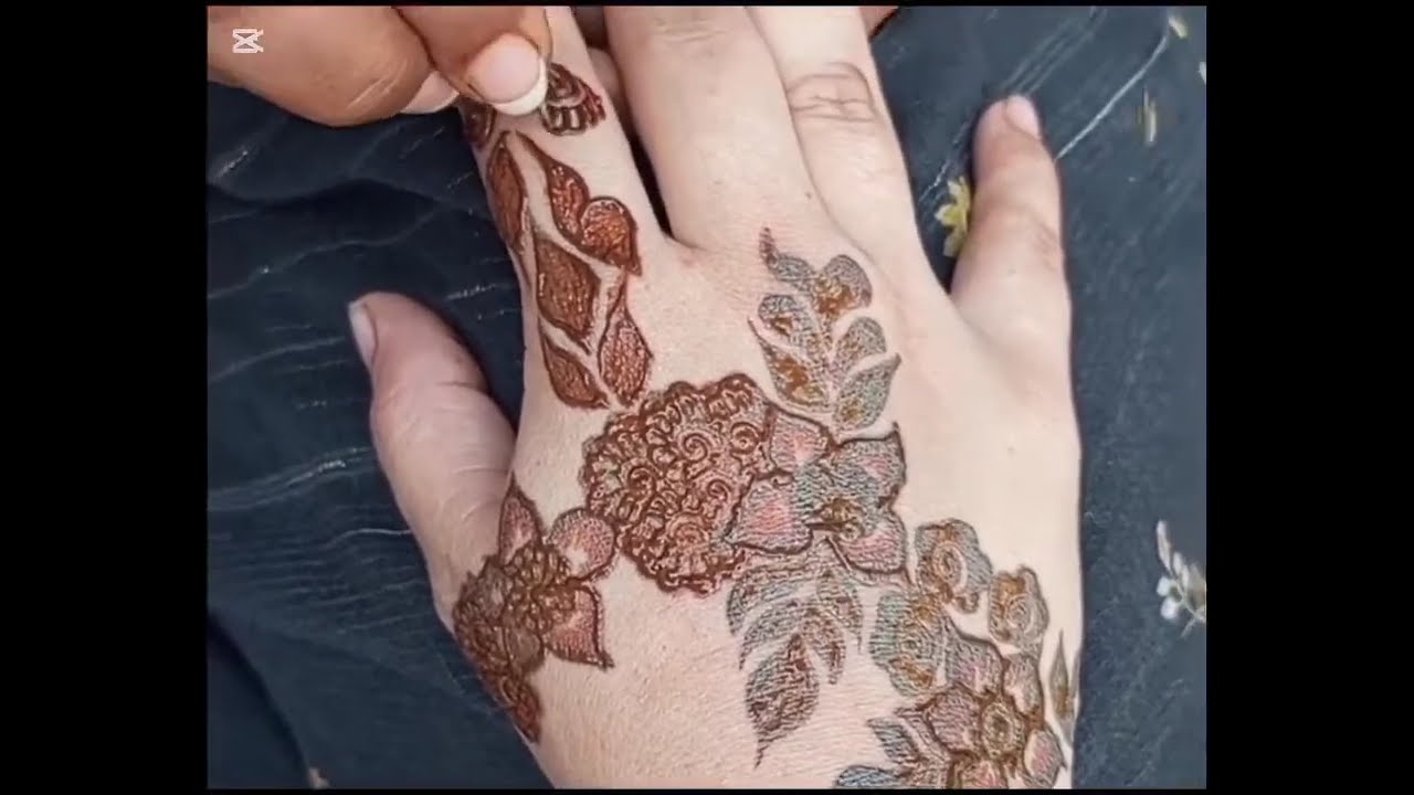 Stunning Leaves Desing u must try! Beautiful henna!!