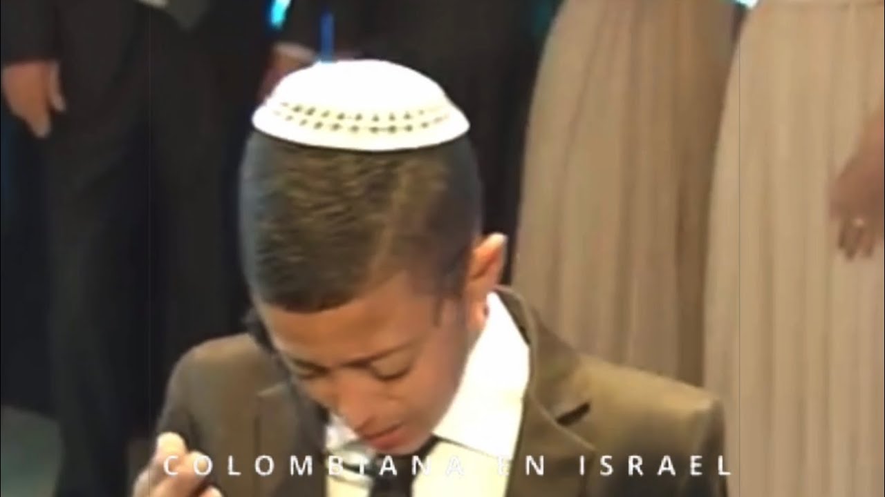 El Ni&ntilde;o que hizo llorar a todos en su Bar mitzva |Colombianaenisrael