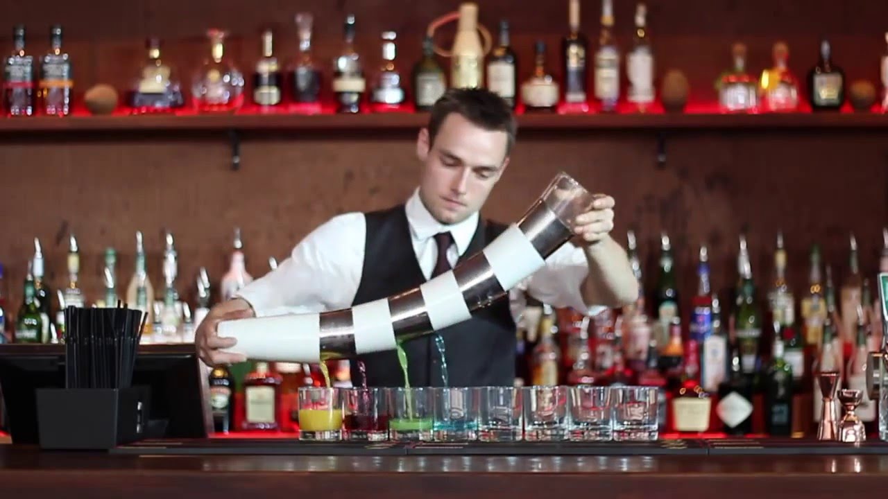 Danish Flair Bartender shows his set of Skills!