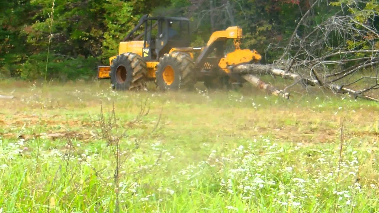 John Deere 540B Grapple Skidder