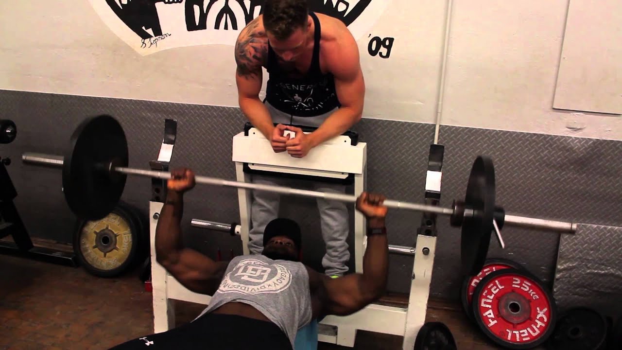 Workout - Coach Eddy & Schmale Schulter