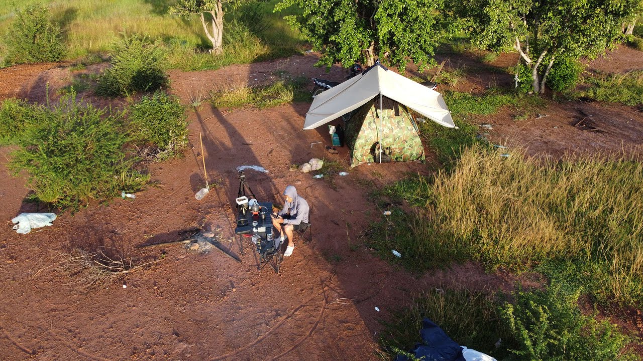 Solo Camping with raining one night and find food cooking to eat at countryside