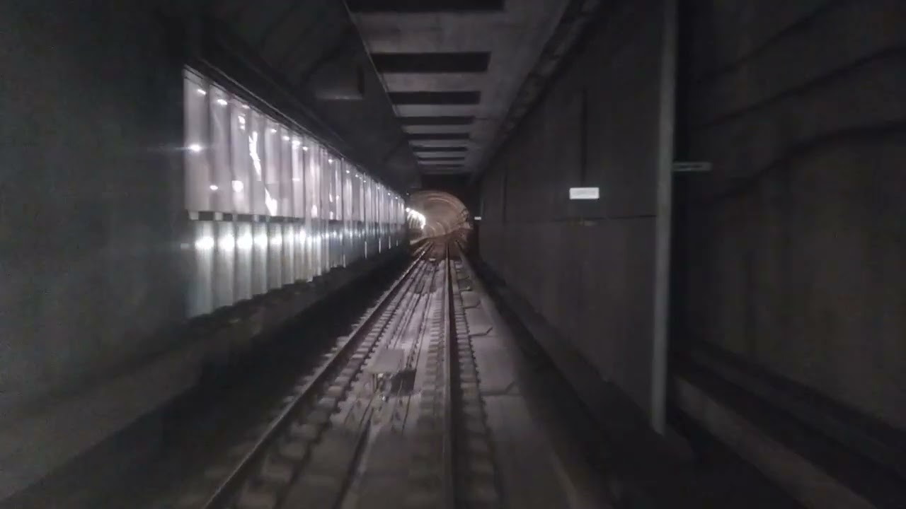 Copenhagen Metro - M2 driverless metro from Copenhagen airport to Vanl&oslash;se