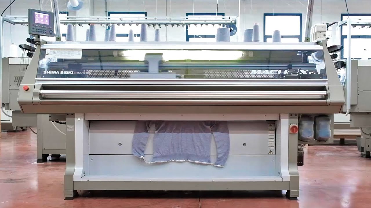 Producción textil con tecnología SHIMA SEIKI. Diseño y programación con APEX. Máquinas rectilineas.